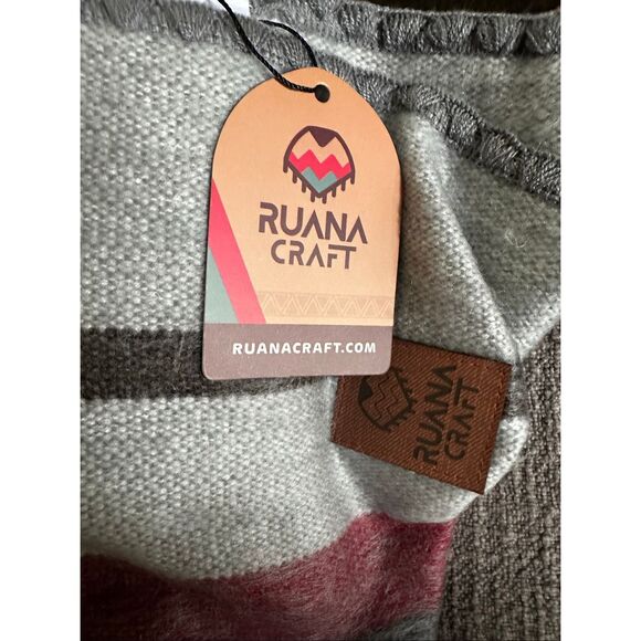 Alpaca Wool Blanket Throw | Large,| 85”x 65” Hypoallergenic & Breathable | Non-I - Picture 8 of 10